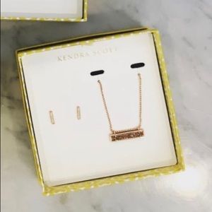 Kendra Scott rose gold necklace